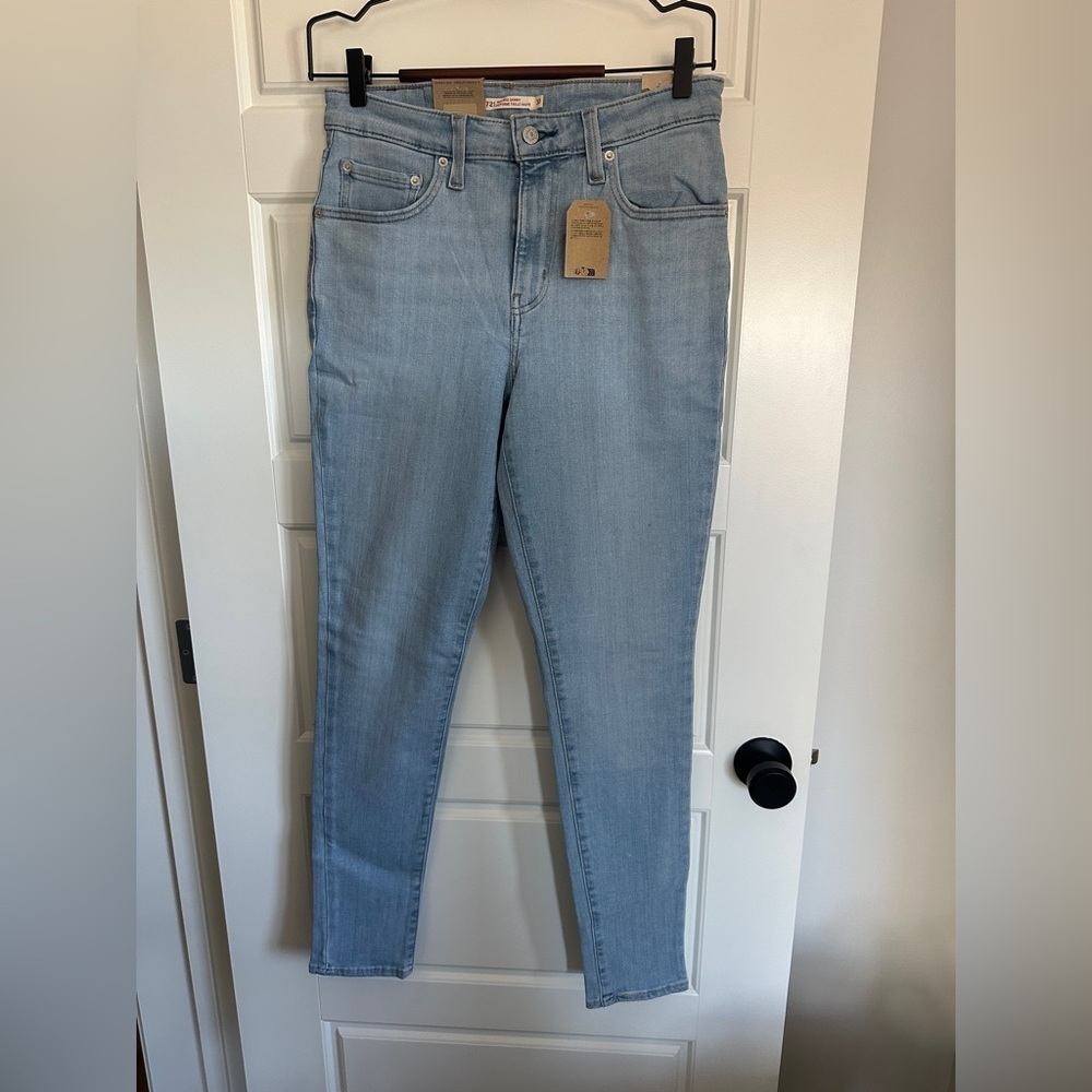 Levi's 721 Light Blue High Rise Skinny Jeans